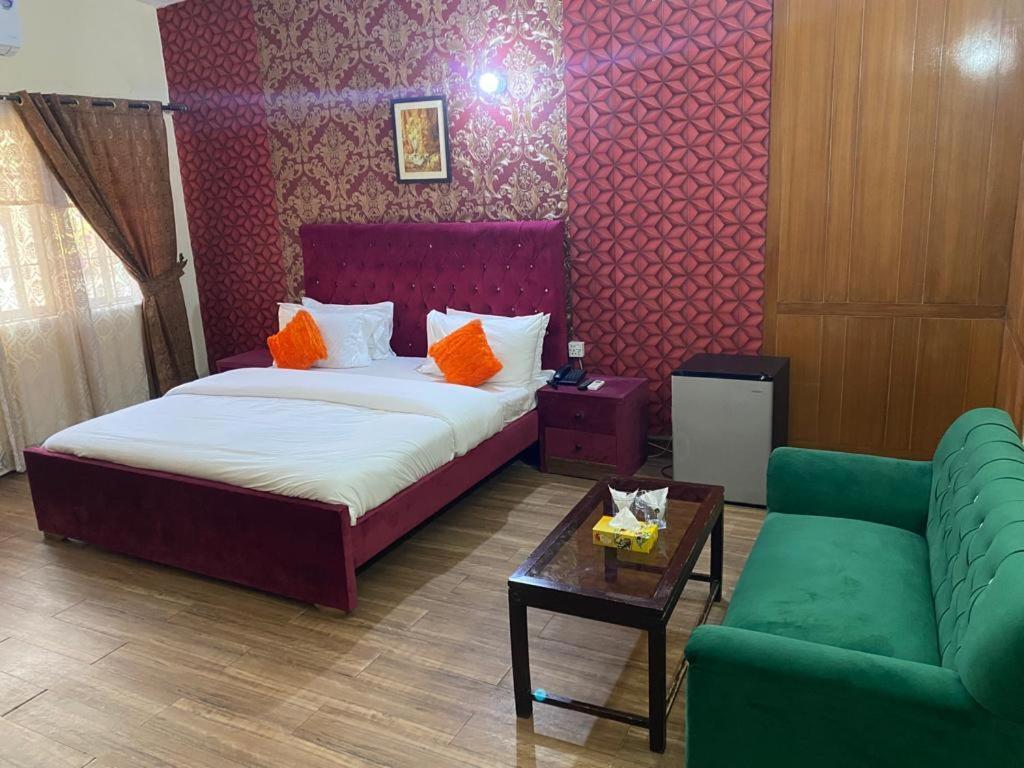 Imperial Guest House Islamabad Buitenkant foto