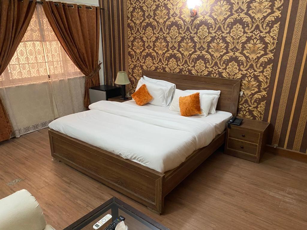 Imperial Guest House Islamabad Buitenkant foto