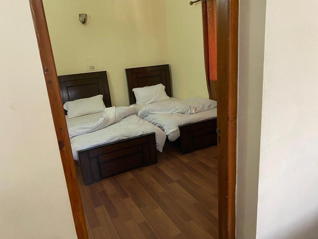 Imperial Guest House Islamabad Buitenkant foto